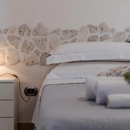 Chiara, Charming With Swimming Pool *