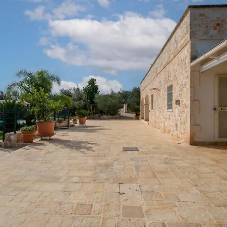 Chiara, Charming With Swimming Pool * Ostuni