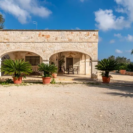 Chiara, Charming With Swimming Pool Ostuni