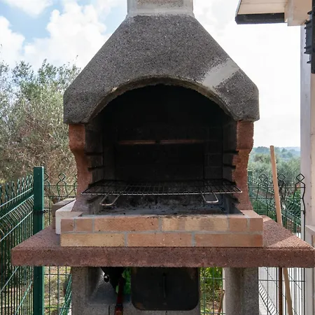 Chiara, Charming With Swimming Pool Holiday home