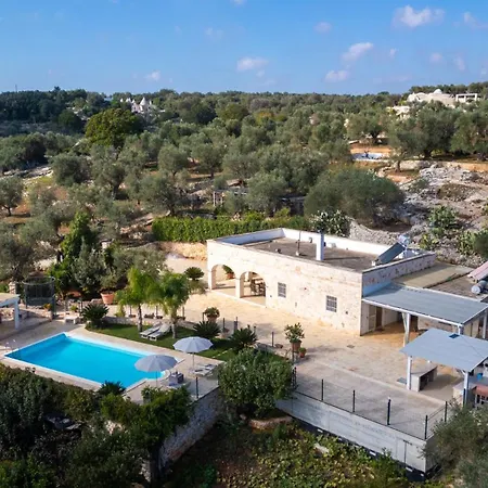 Chiara, Charming With Swimming Pool Holiday home