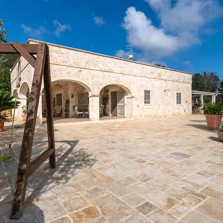 Chiara, Charming With Swimming Pool Holiday home *