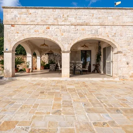 Chiara, Charming With Swimming Pool Ostuni