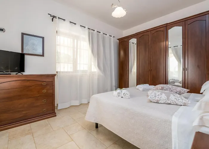 Chiara, Charming With Swimming Pool Ostuni