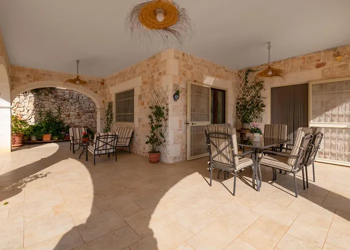 Chiara, Charming With Swimming Pool Casa vacanze