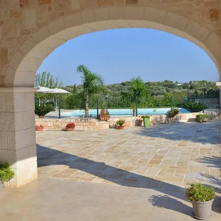 Chiara, Charming With Swimming Pool