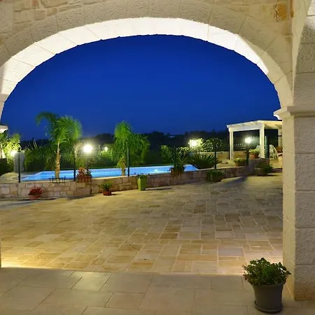 Chiara, Charming With Swimming Pool Casa vacanze