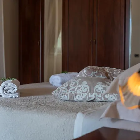 Chiara, Charming With Swimming Pool