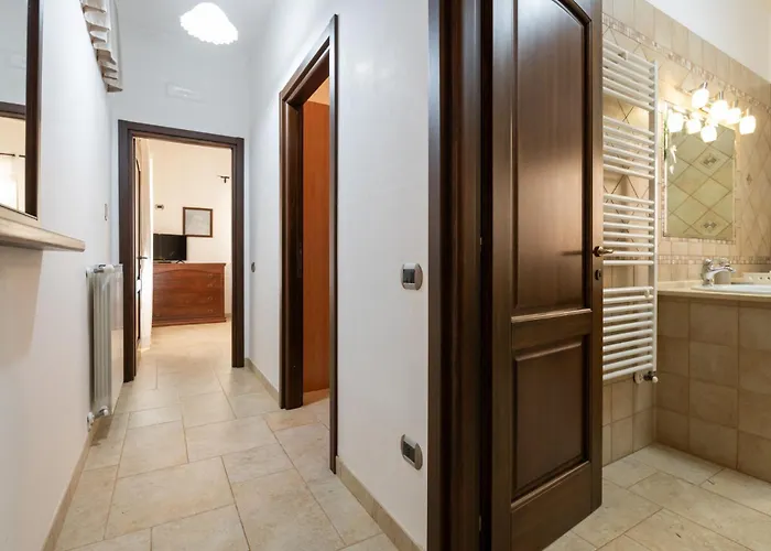 بيت للعطل Chiara, Charming With Swimming Pool أوستوني